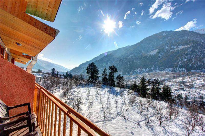 Hotel Mountain Face Manāli Zewnętrze zdjęcie