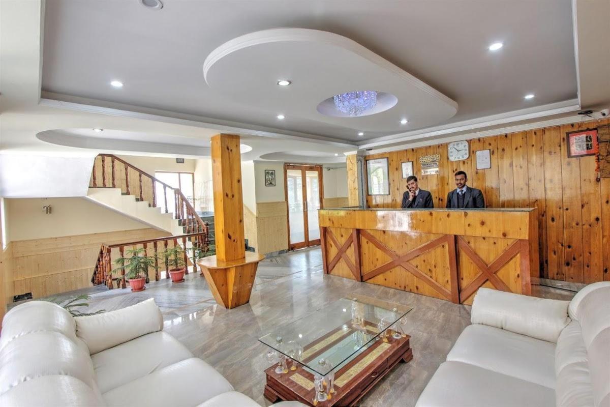 Hotel Mountain Face Manāli Zewnętrze zdjęcie
